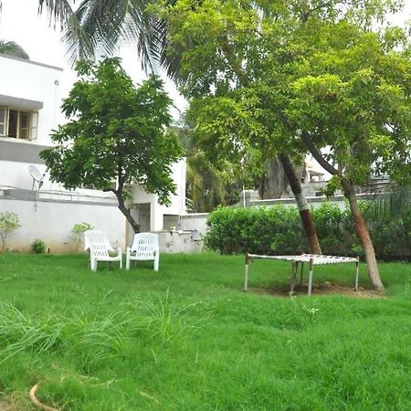 Chitrakut Bungalows Dwārka Exteriör bild
