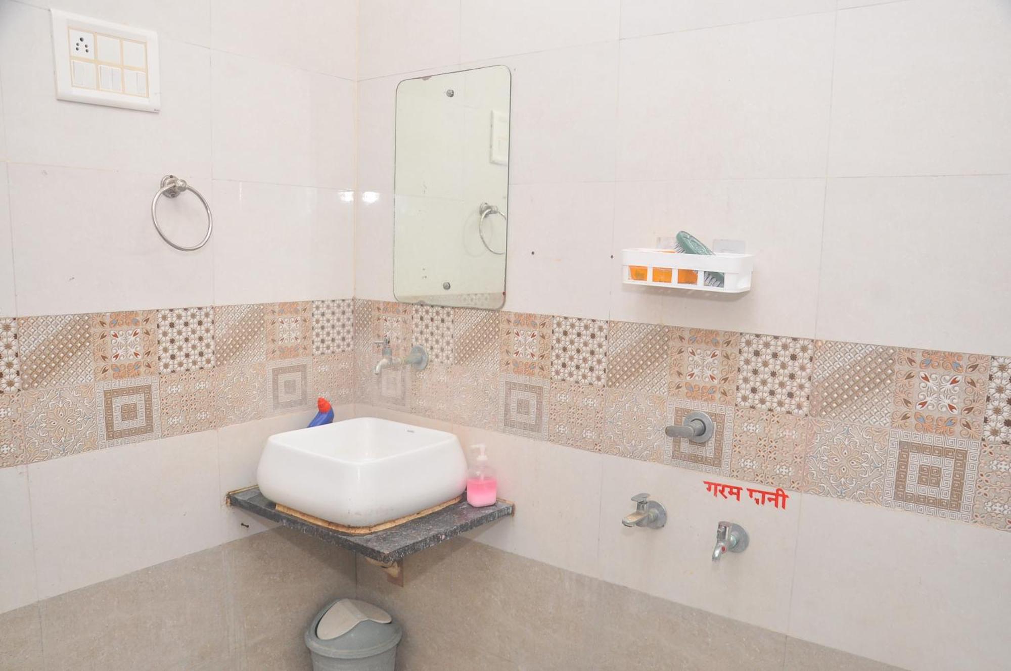 Chitrakut Bungalows Dwārka Exteriör bild